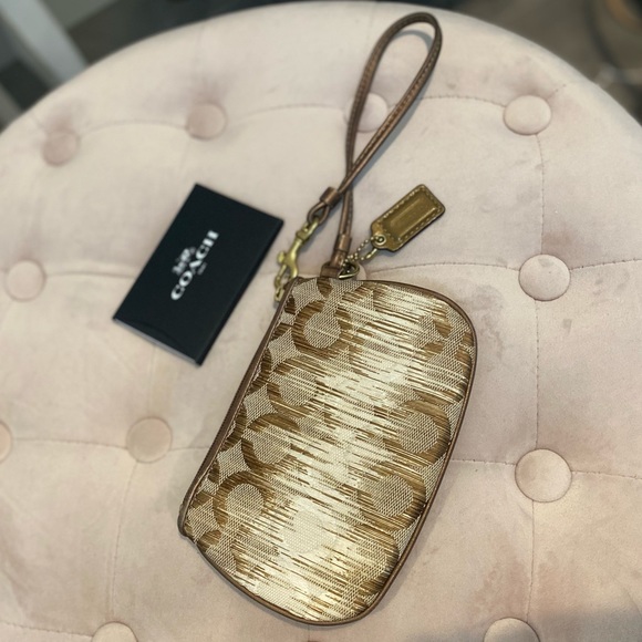 Authentic Coach Wristlet - Picture 3 of 4